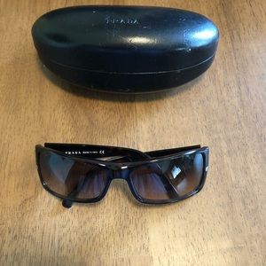 Luxury Prada Sunglasses - Dark Tortoiseshell